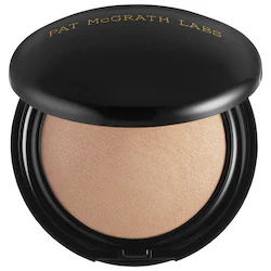 PAT McGRATH LABS Skin Fetish: Sublime Perfection Blurring Under Eye Powder - Image 5