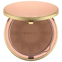 Gucci Mattifying Face Powder with 18-Hour Wear - Image 5