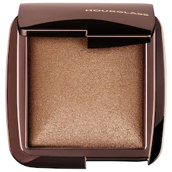Hourglass Ambient Lighting Finishing Powder