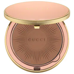 Gucci Mattifying Face Powder with 18-Hour Wear - Image 6