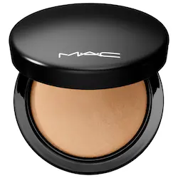 MAC Cosmetics Mineralize Skinfinish Natural Sheer Coverage Dimensional Baked Face Powder - Image 2