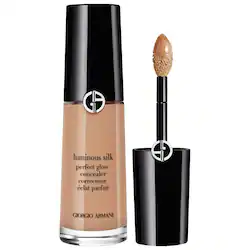 Armani Beauty Luminous Silk Hydrating Face and Under-Eye Concealer - Image 2