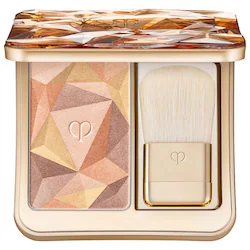 Clé de Peau Beauté Luminizing Face Enhancer - Image 3